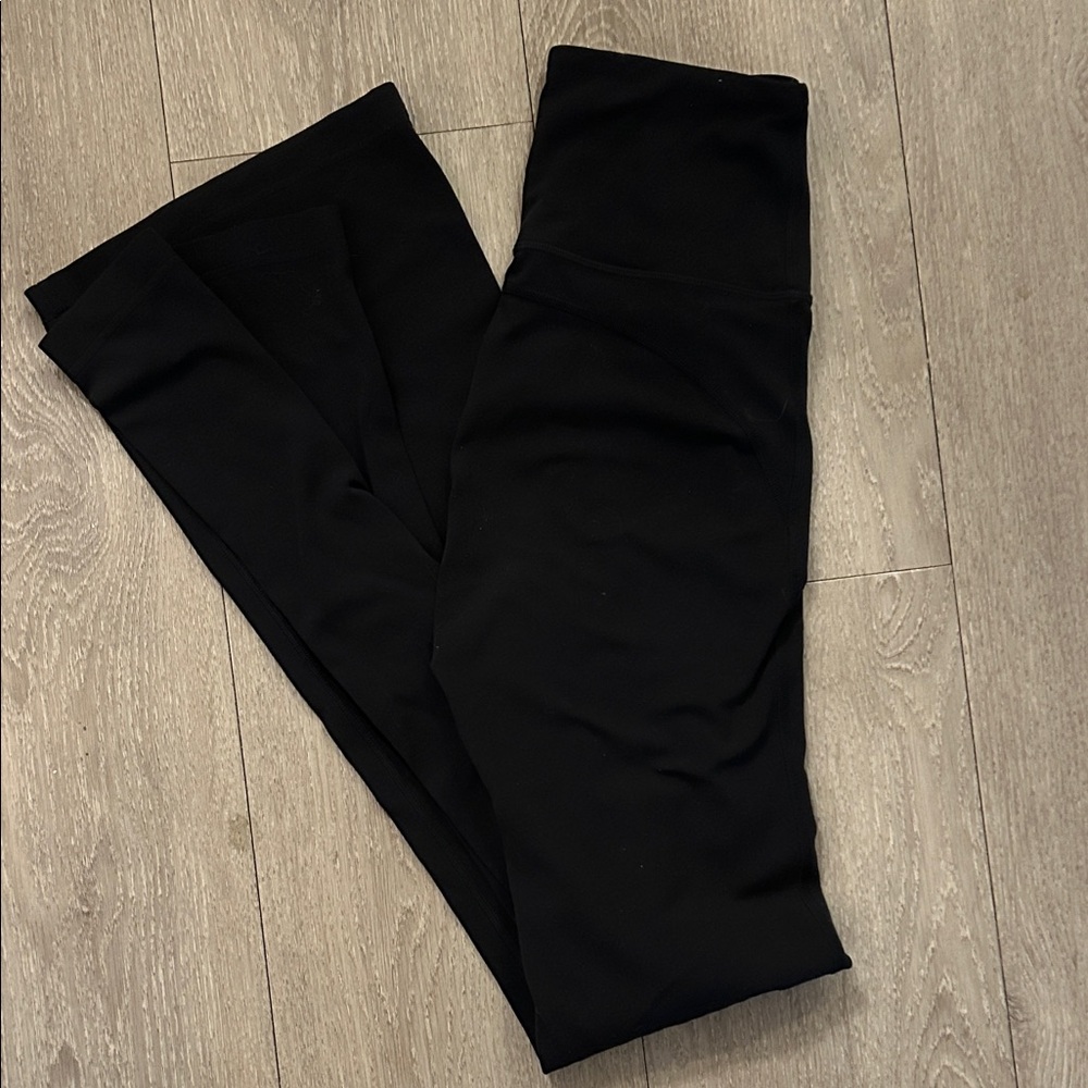 Lululemon Wunder Under SmoothCover High-Rise Bootcut Pant 34"